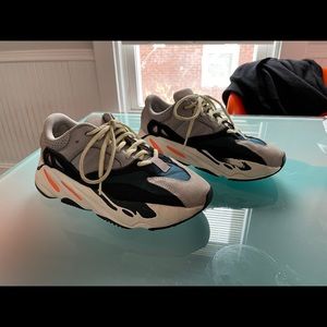 Yeezy 700 waverunner